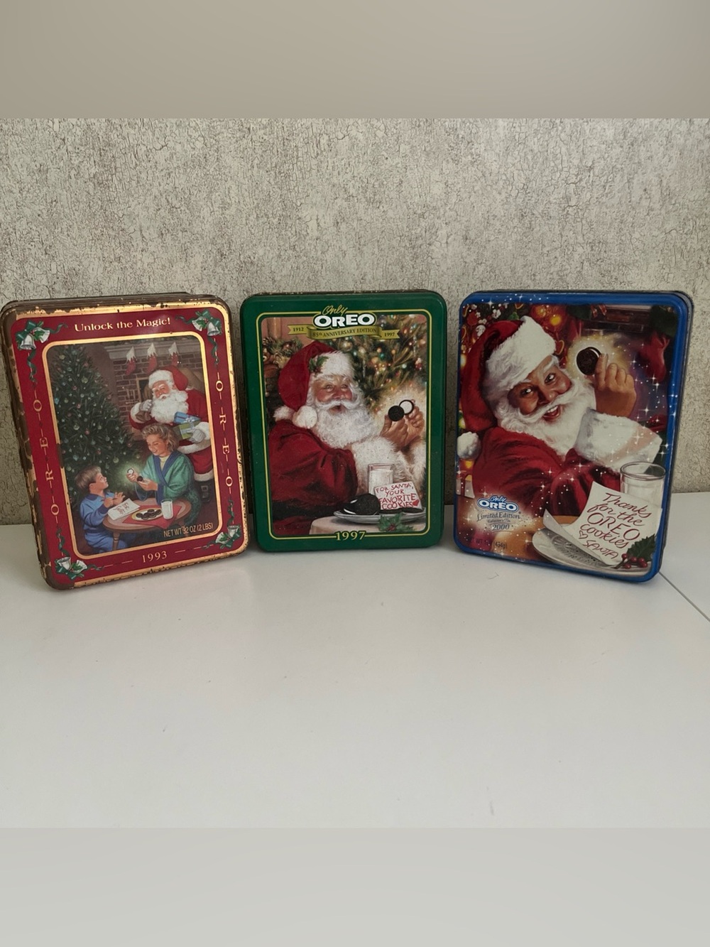 Oreo Collector Holiday Tin Set - Santa Artwork (Red, Green, Blue) 1993 1997 2000